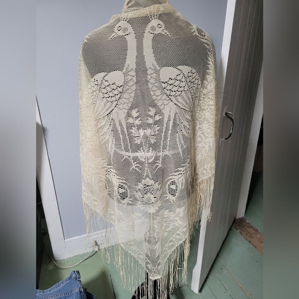 Miscellaneous assortment of scarves